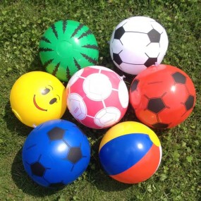 strandballen met eigen logo