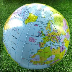 Strandballen personaliseren met bedrijfslogo
